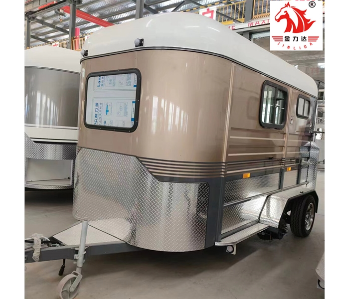 大型運馬車(chē)可上牌